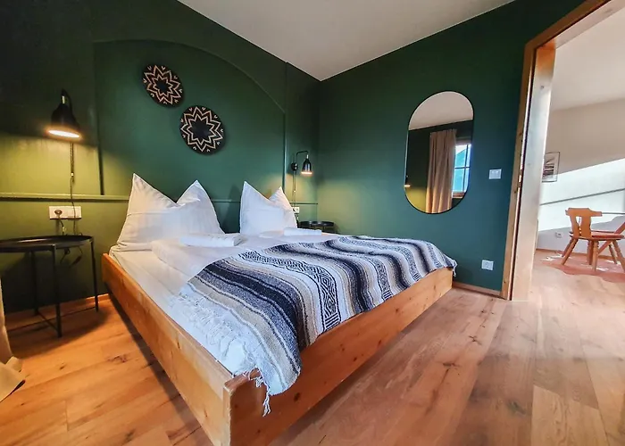 Alpenflair Mit Balkon - Inkl Parkplatz #4 *