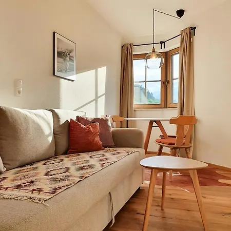 Alpenflair Mit Balkon - Inkl Parkplatz #4 Apartman